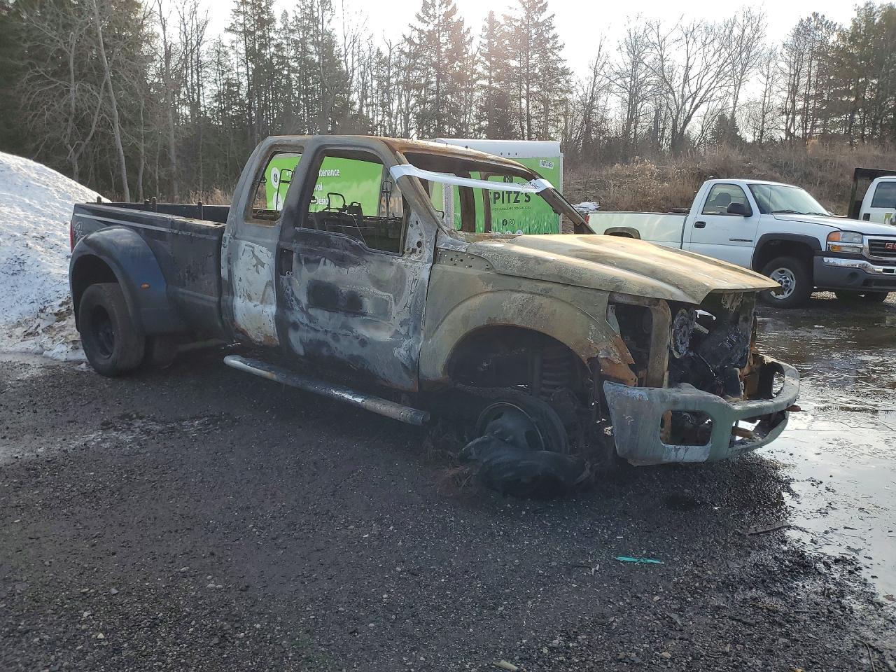 2013 Ford F350 SD Lariat Super