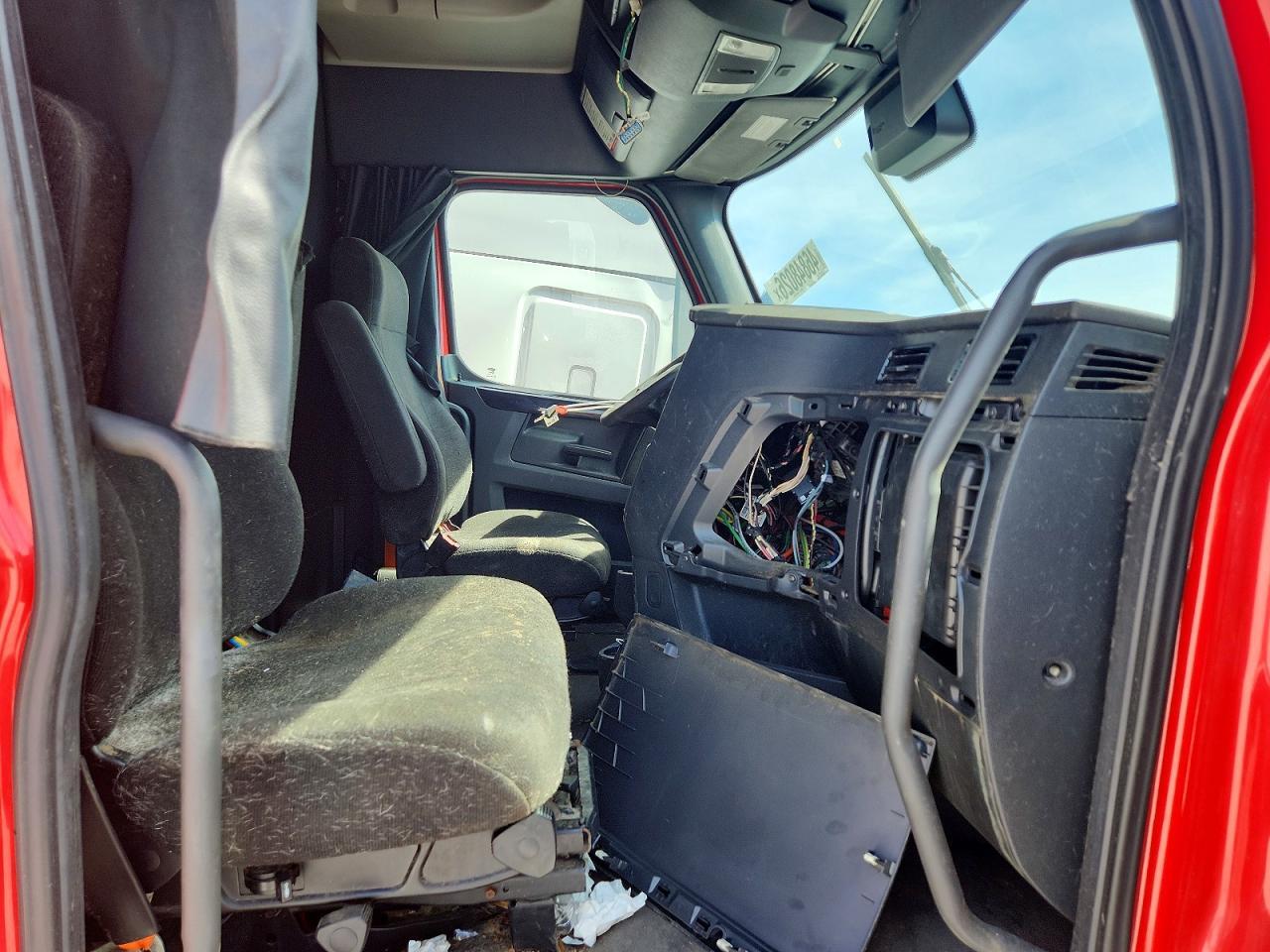 2024 Freightliner Cascadia 126 Semi Truck