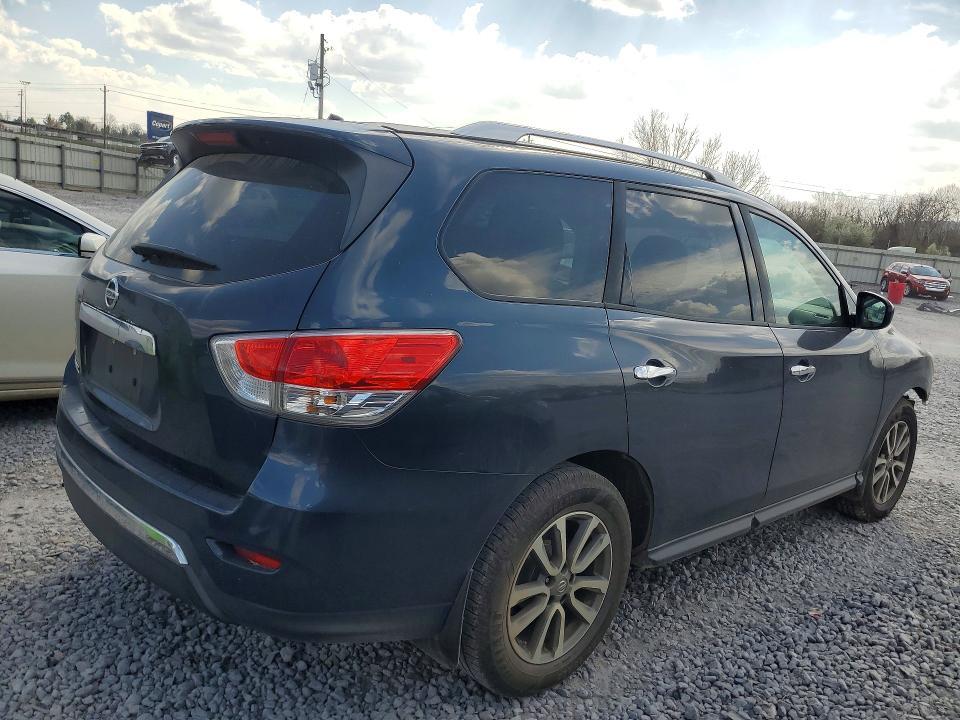 2015 Nissan Pathfinder s