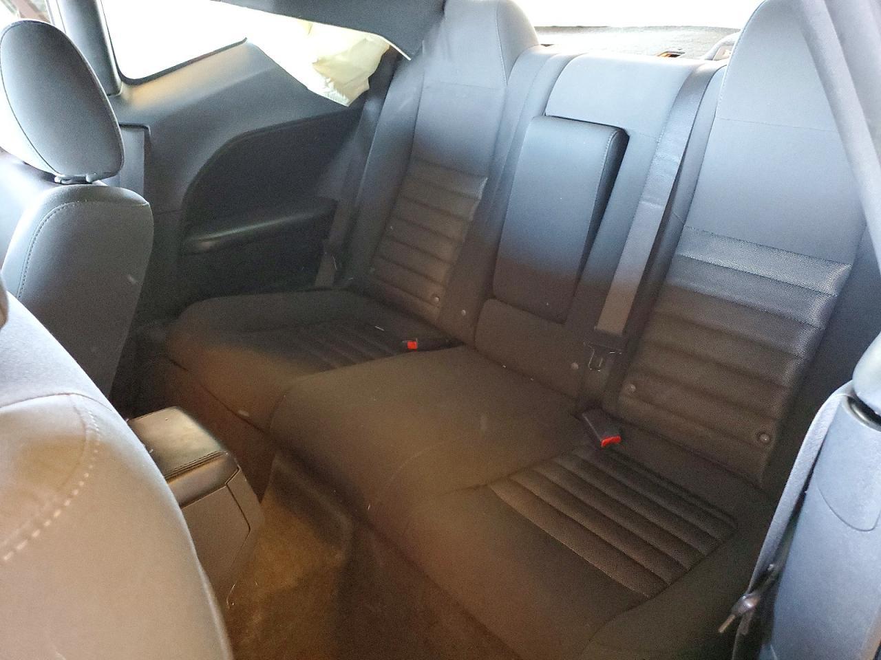 2010 Dodge Challenger r