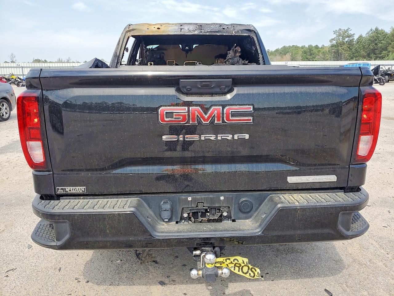 2024 GMC Sierra K1500 Elevation
