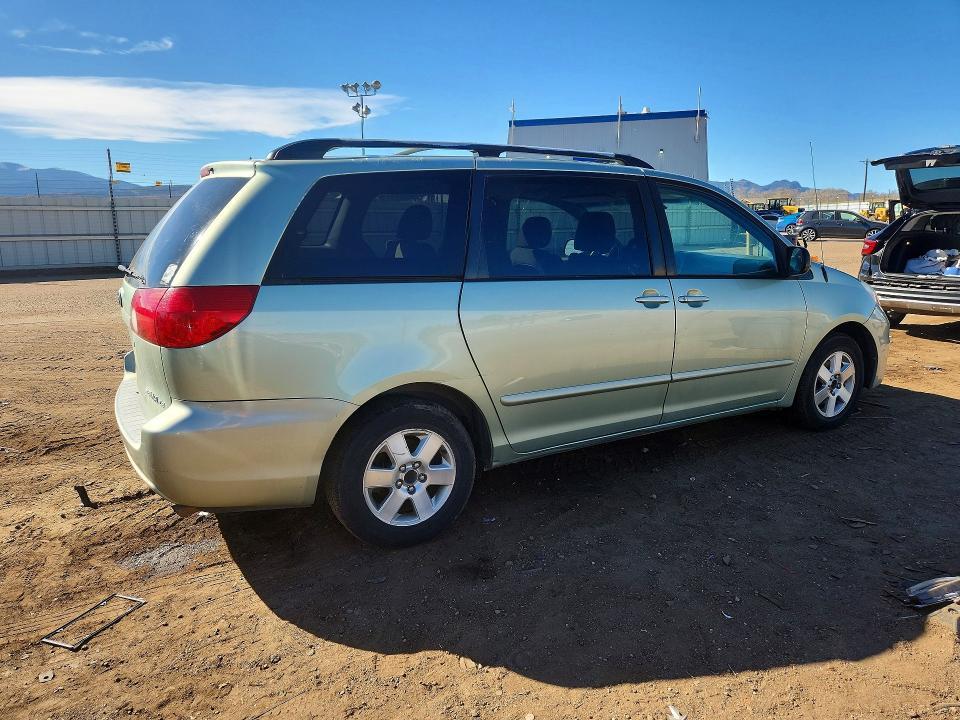 2009 Toyota Sienna le 7-passenger