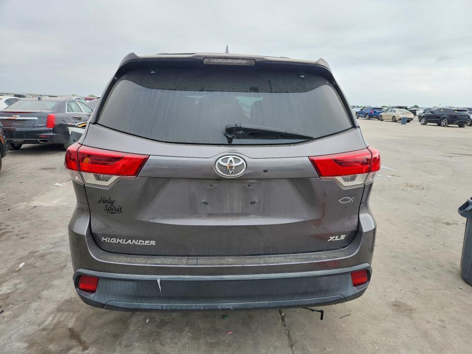 2018 Toyota Highlander xle