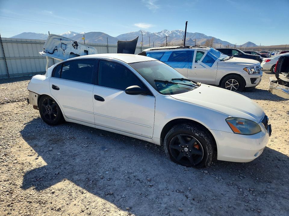 2002 Niss Altima 2.5 s