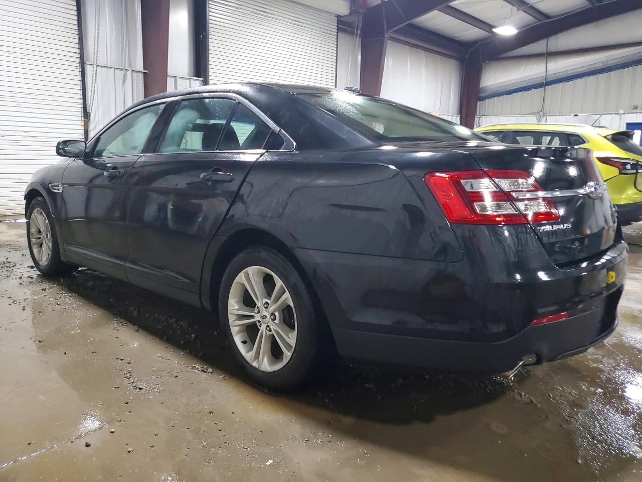 2015 Ford Taurus sel