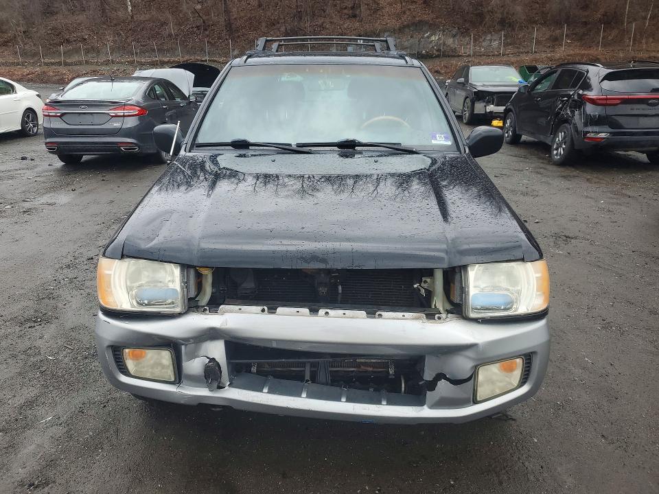 2001 Infiniti QX4 Base