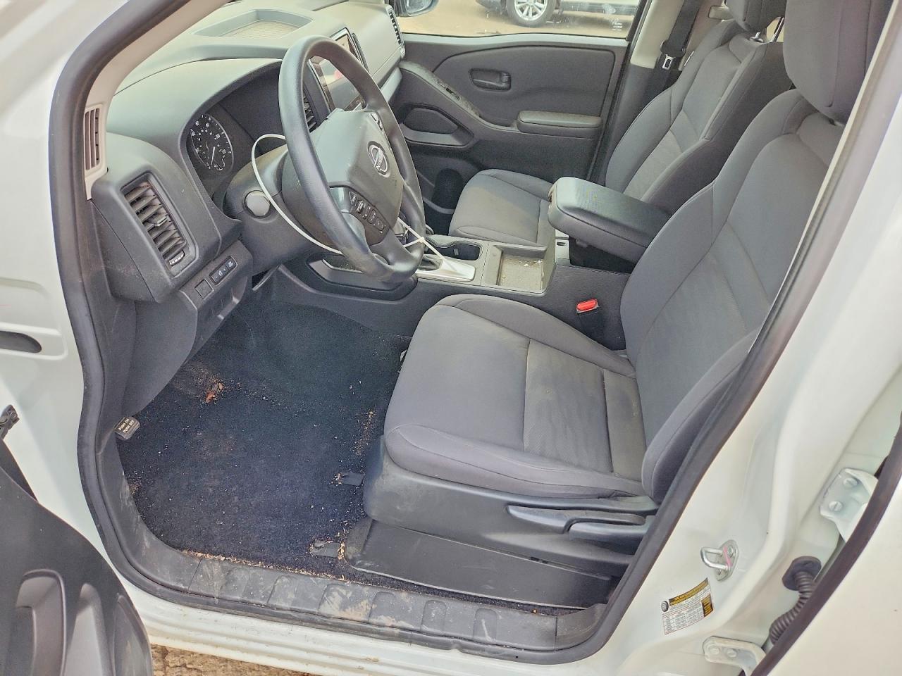 2024 Nissan Frontier S