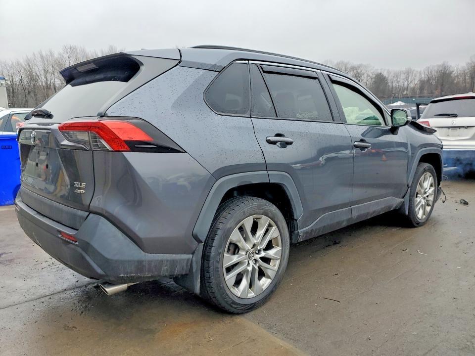 2019 Toyota Rav4 xle Premium