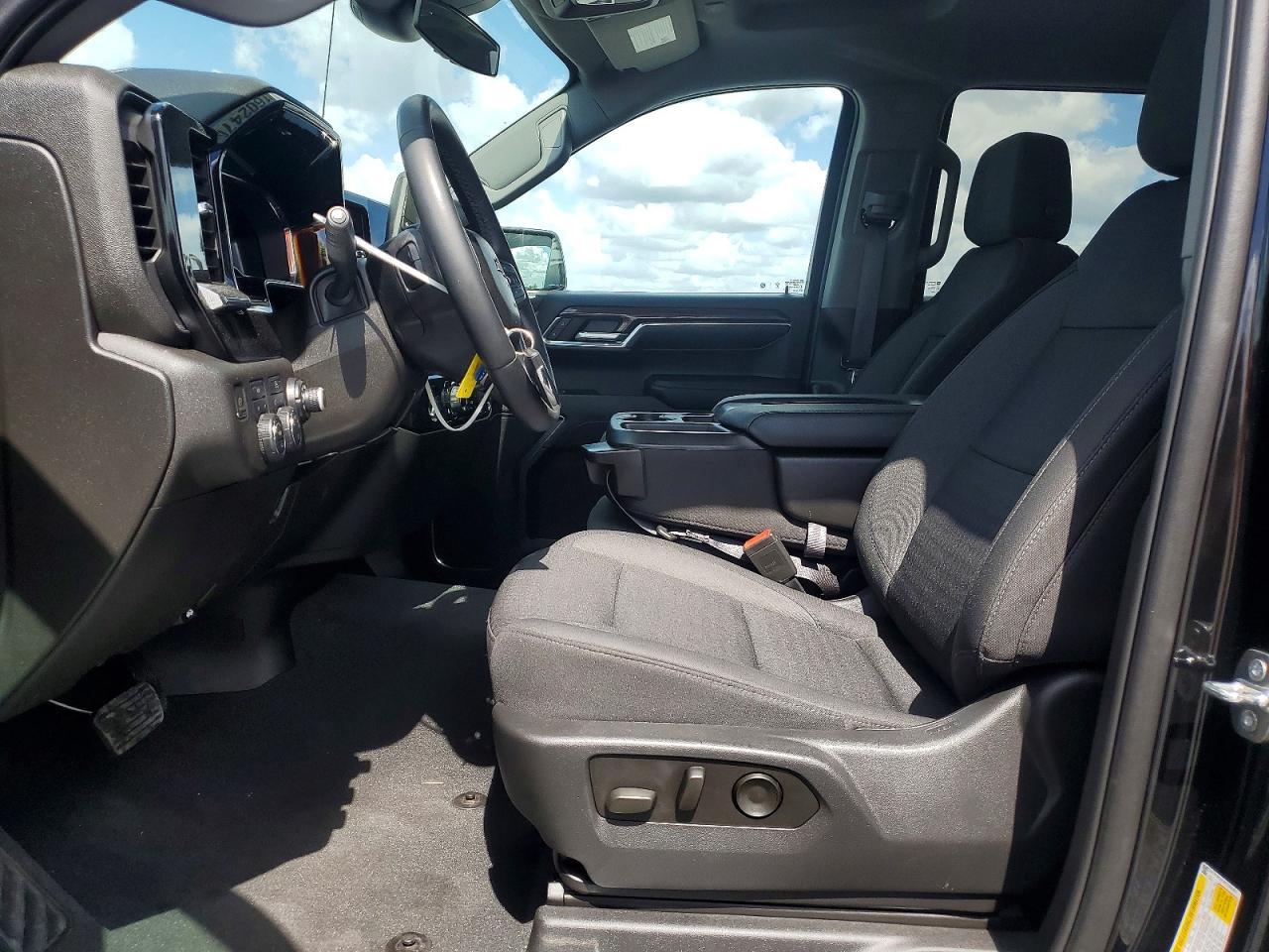 2023 Chevrolet Silverado K1500 LT-L