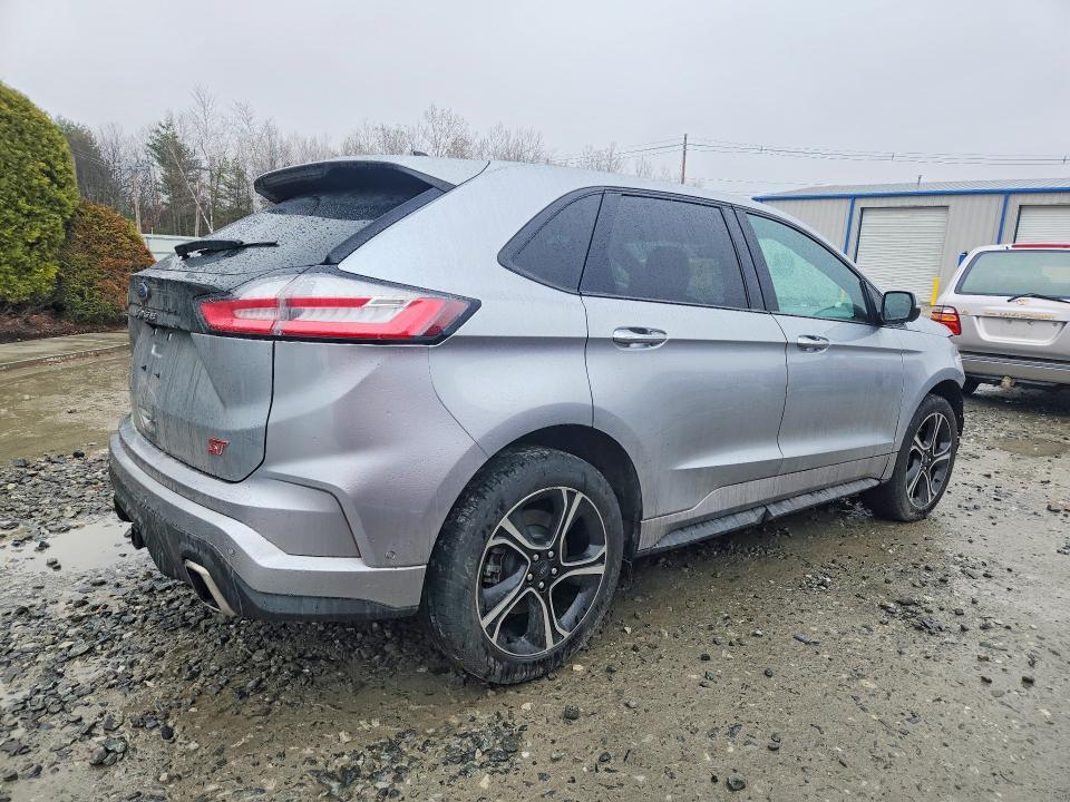2022 Ford Edge st