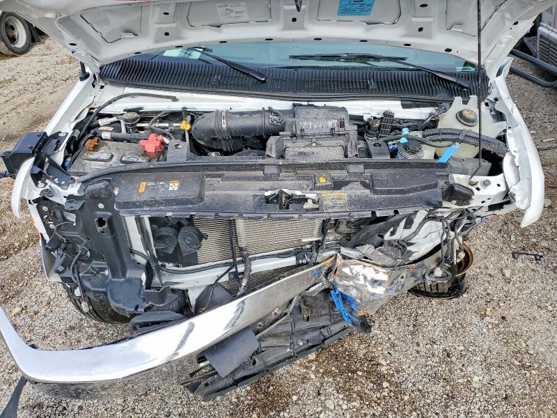 2025 Ford Econoline E450 Super Duty Cutaway Van
