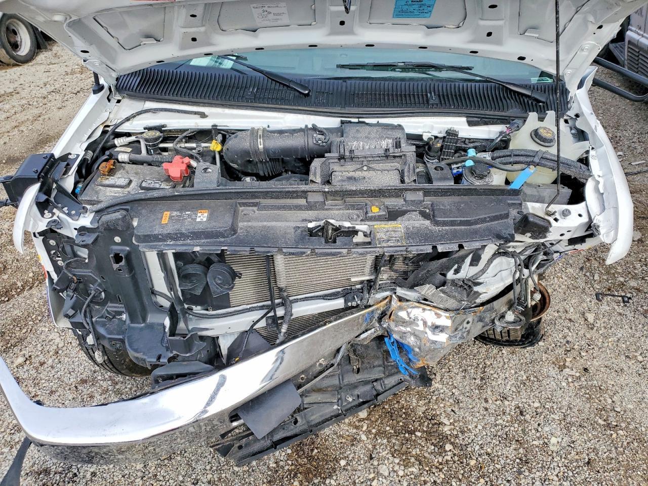 2025 Ford Econoline E450 Super Duty Cutaway Van