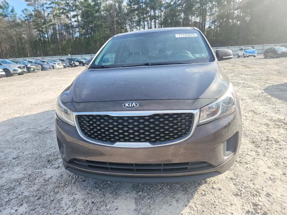 2016 KIA Sedona lx