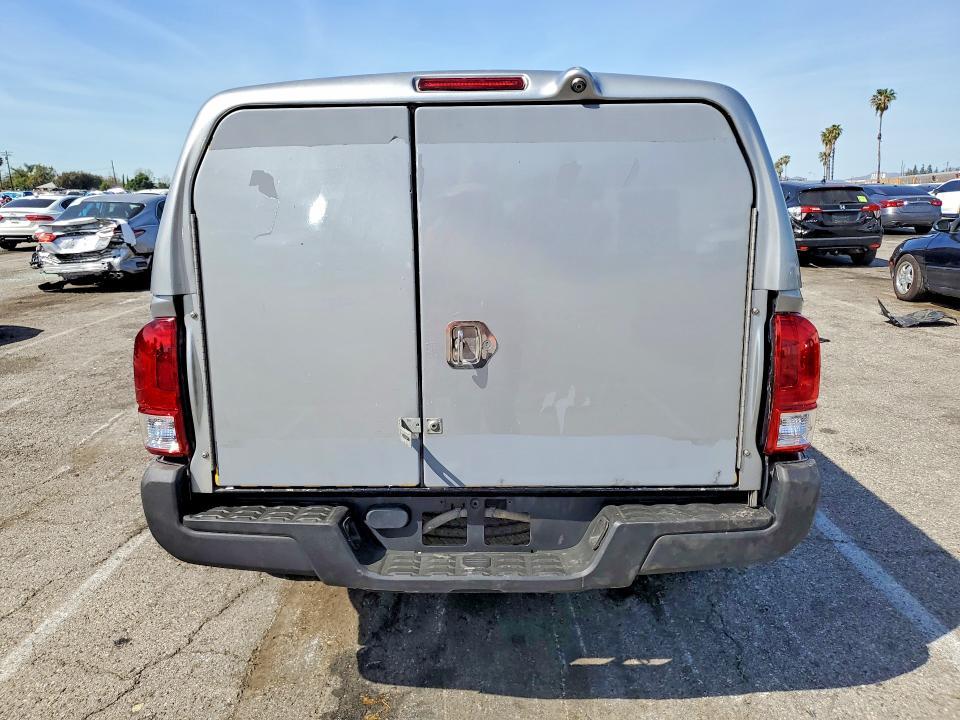 2018 Toyota Tacoma SR
