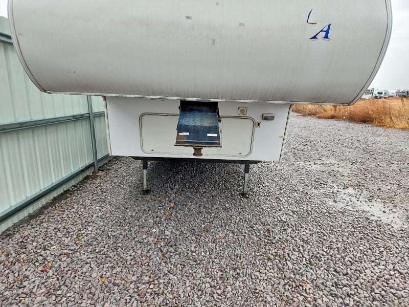 2004 Keystone 2004 Keystone Sprinter Camper