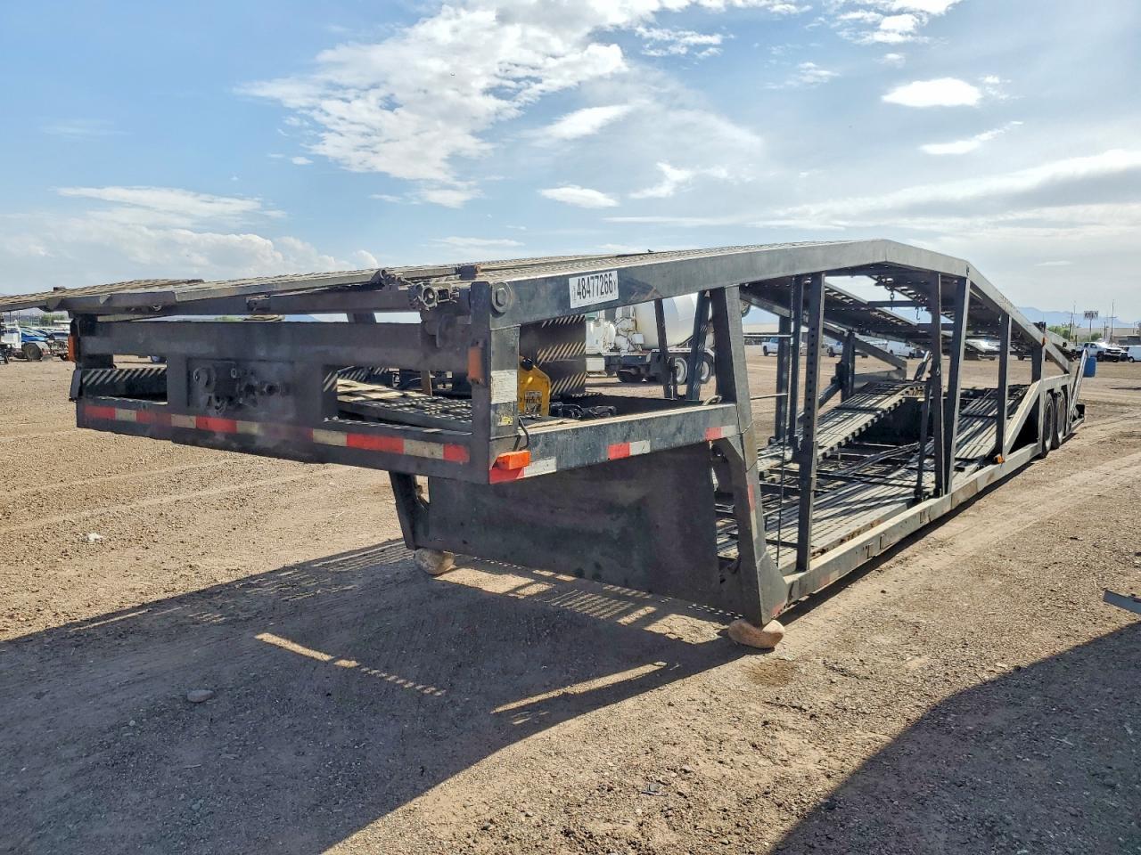 2002 Utility Trailer Mfg. 2002 Pleasant Valley Car Carrier