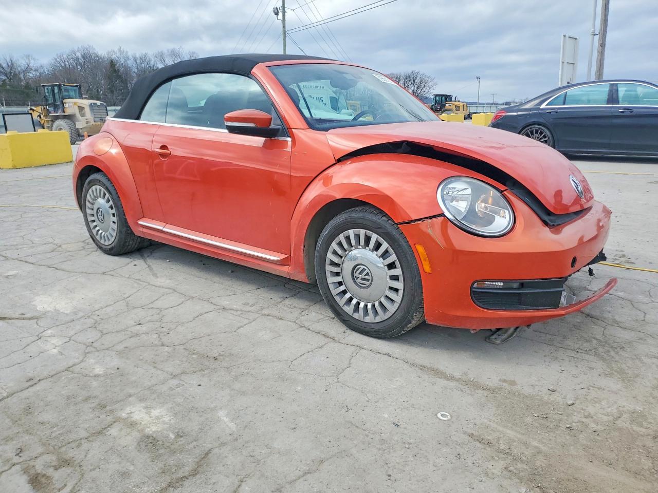 2016 Volkswagen Beetle s