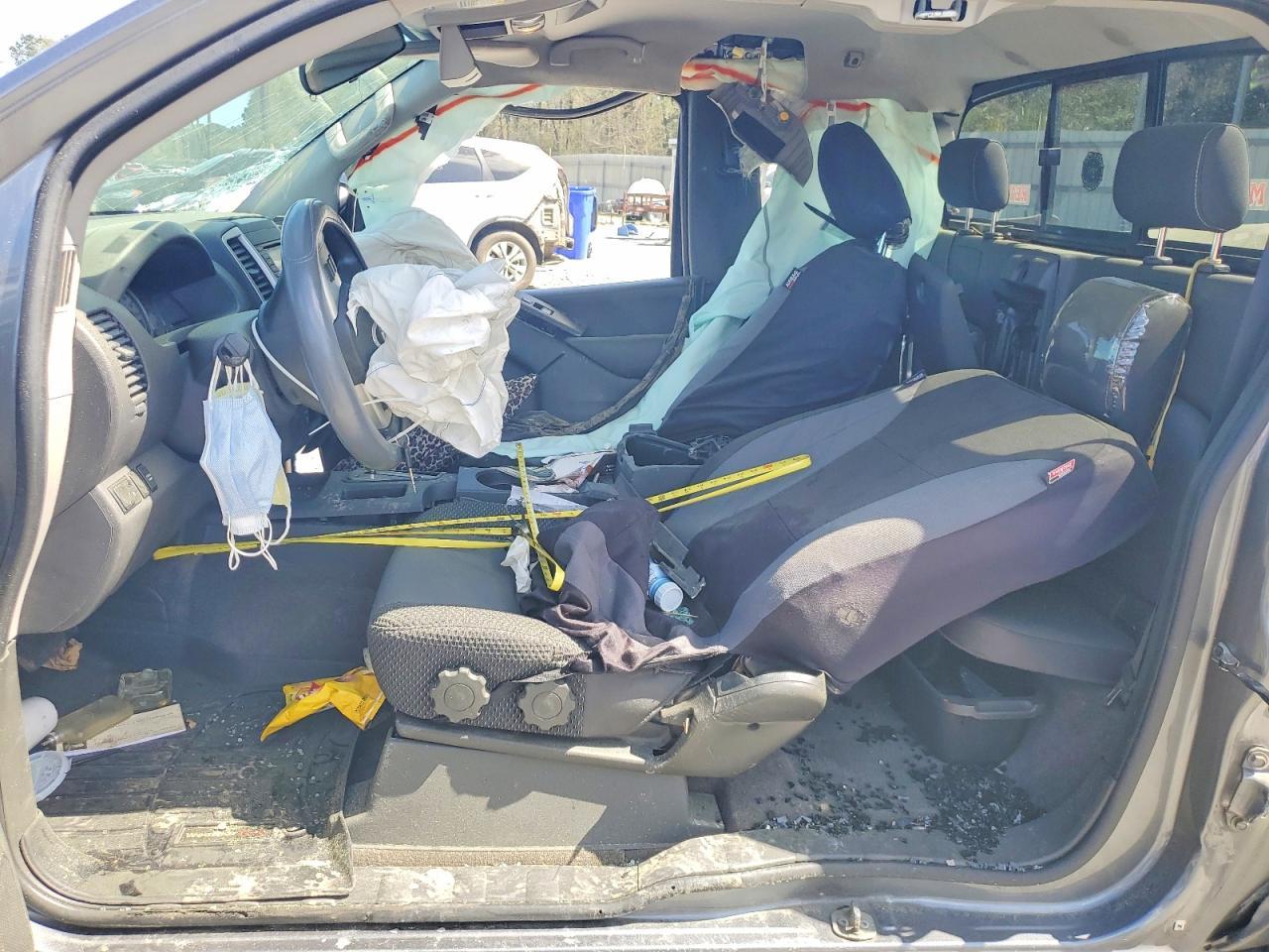 2018 Nissan Frontier Desert Runner