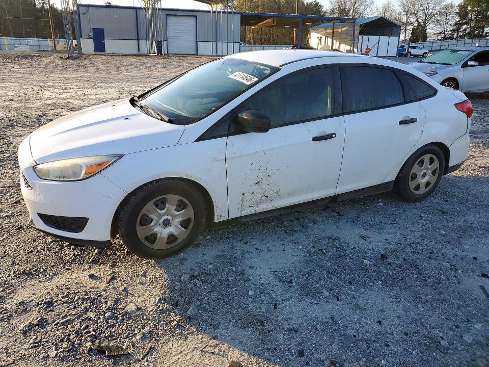 2015 Ford Focus s