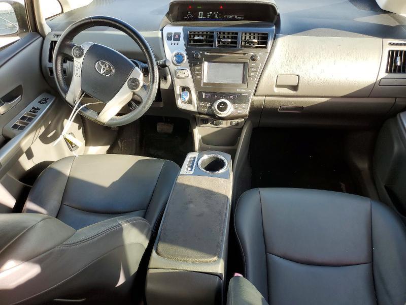 2013 Toyota Prius v Five