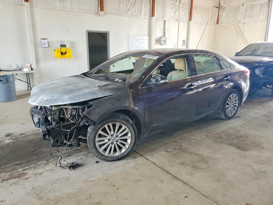 2013 Toyota Avalon Hybrid xle Touring