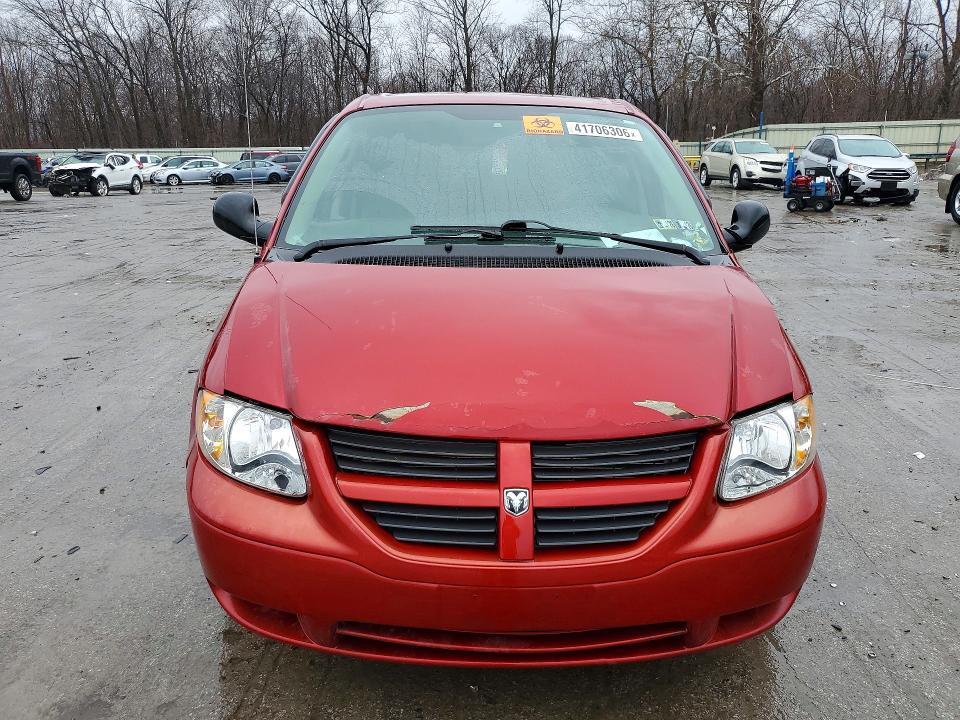 2005 Dodge Grand Caravan se