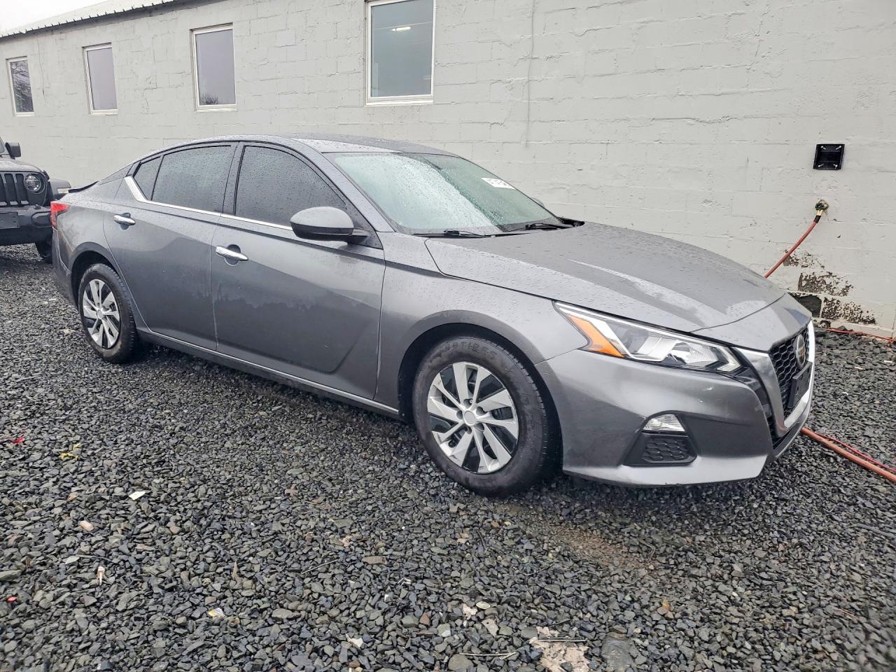 2020 Nissan Altima 2.5 s