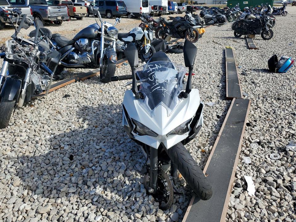 2025 Kawasaki EX500 H