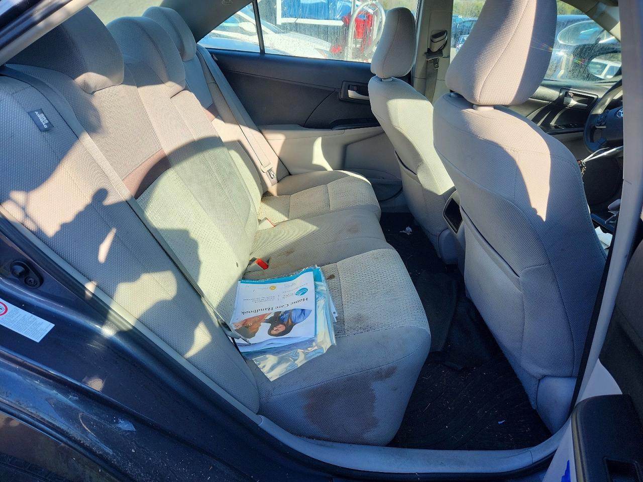 2014 Toyota Camry le