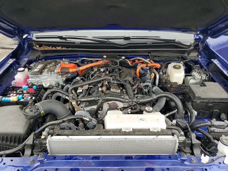 2025 Toyota Tacoma Limited HV