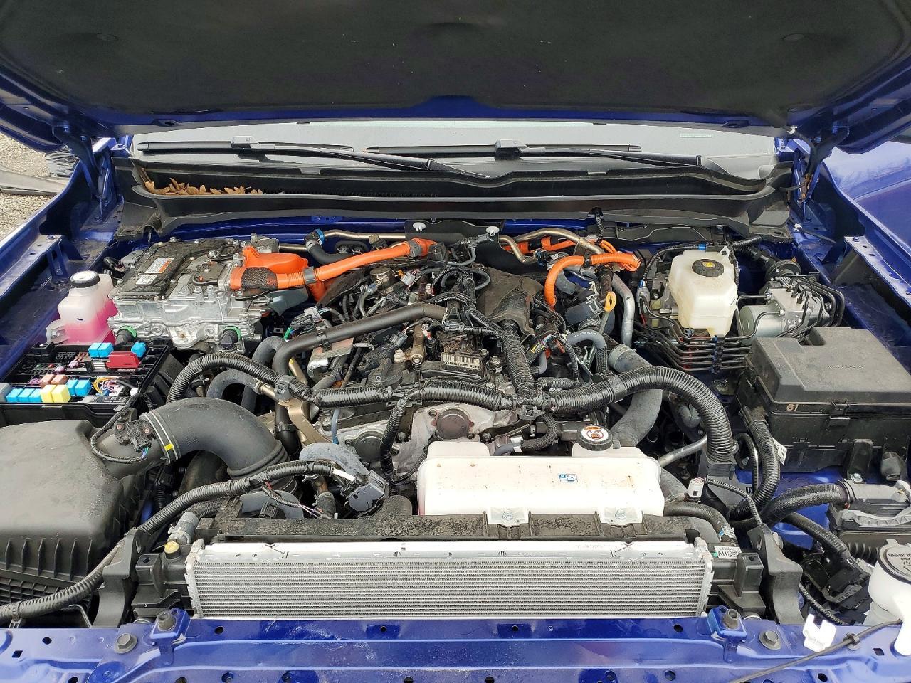 2025 Toyota Tacoma Limited HV