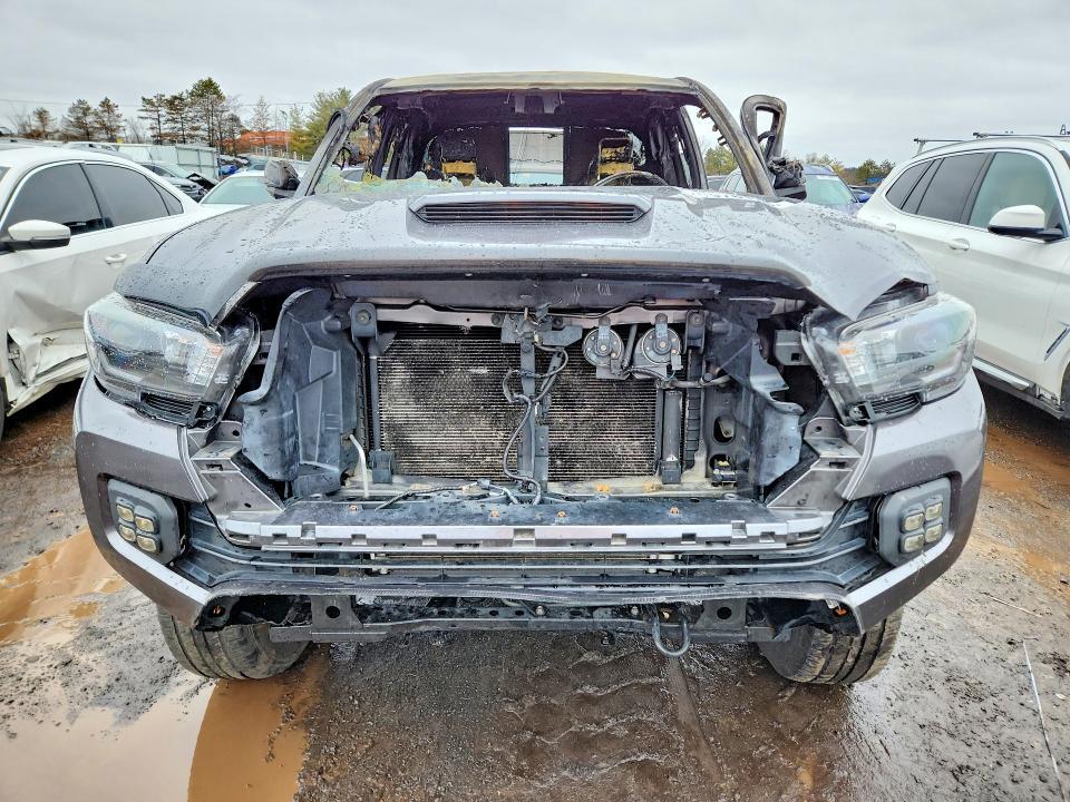 2016 Toyota Tacoma TRD Sport
