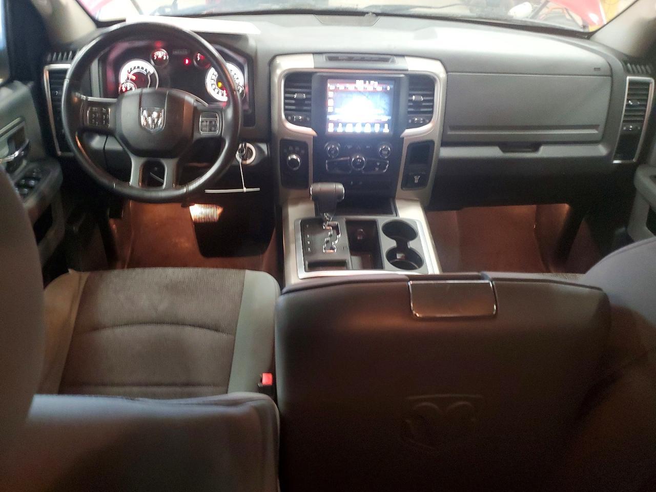 2013 Dodge RAM 1500 SLT