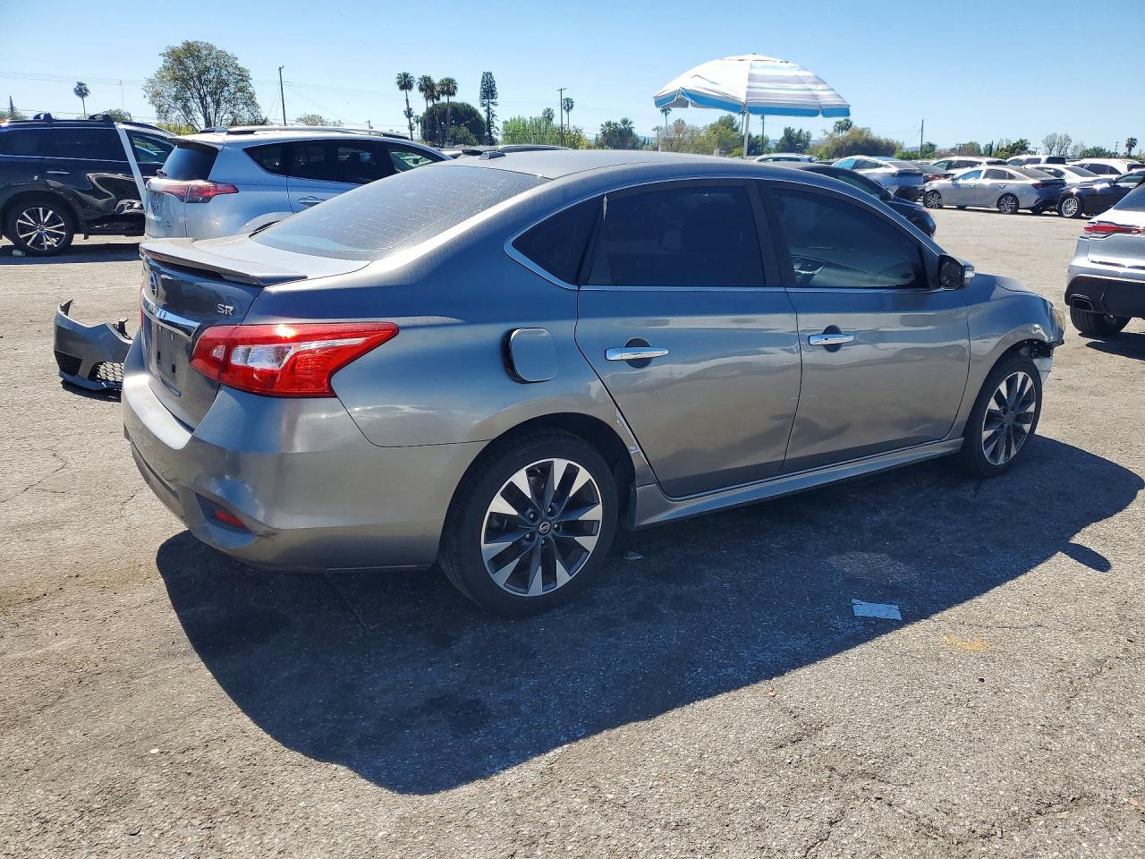 2016 Nissan Sentra sr