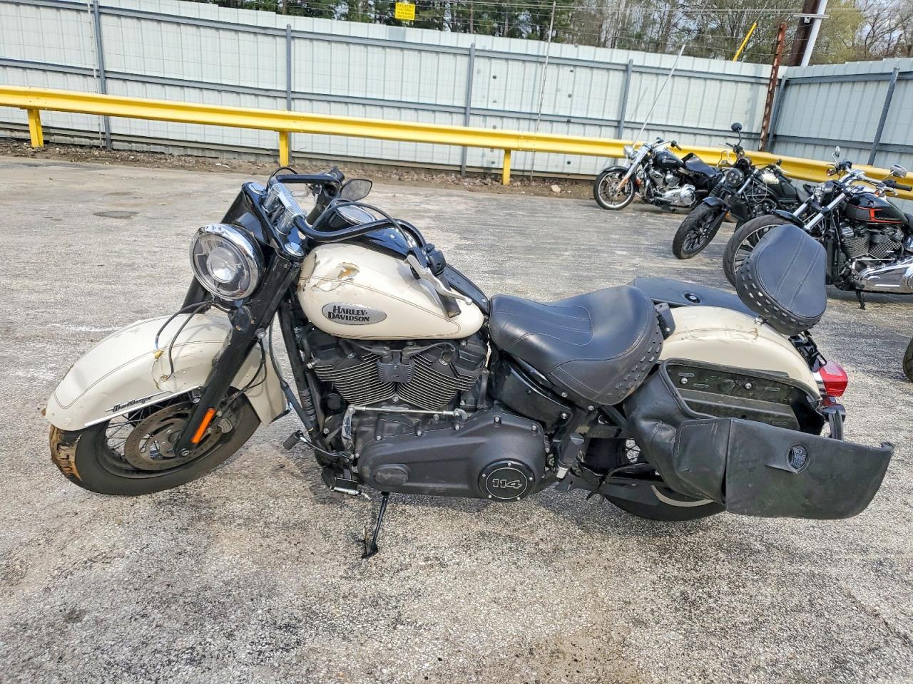 2022 Harley-Davidson Flhcs