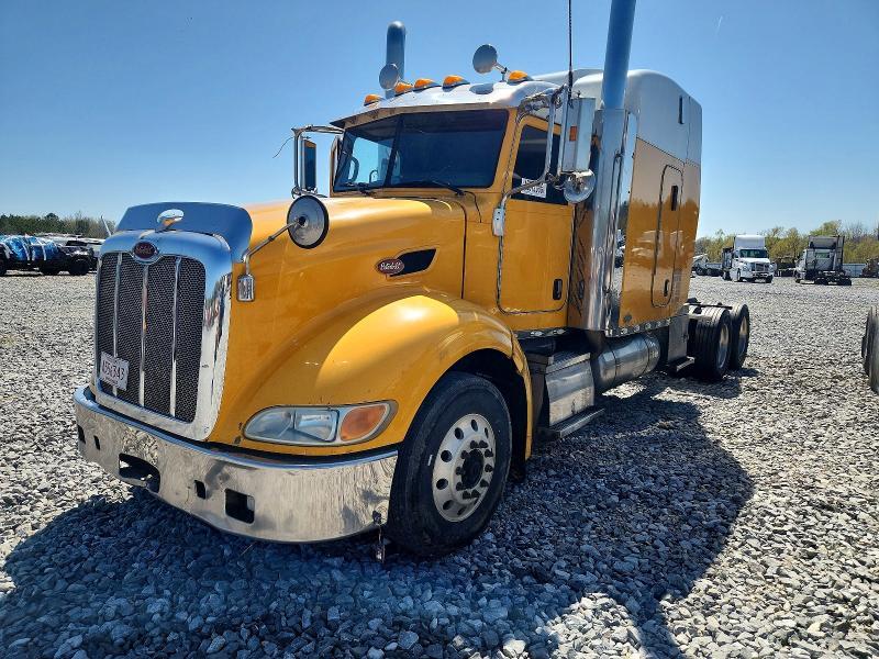2010 Peterbilt 386