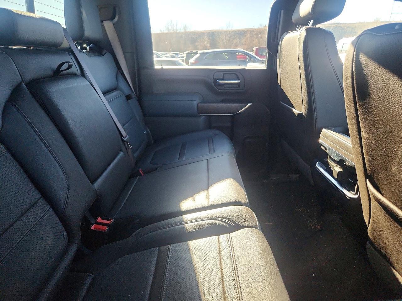 2022 GMC Sierra K3500 Denali