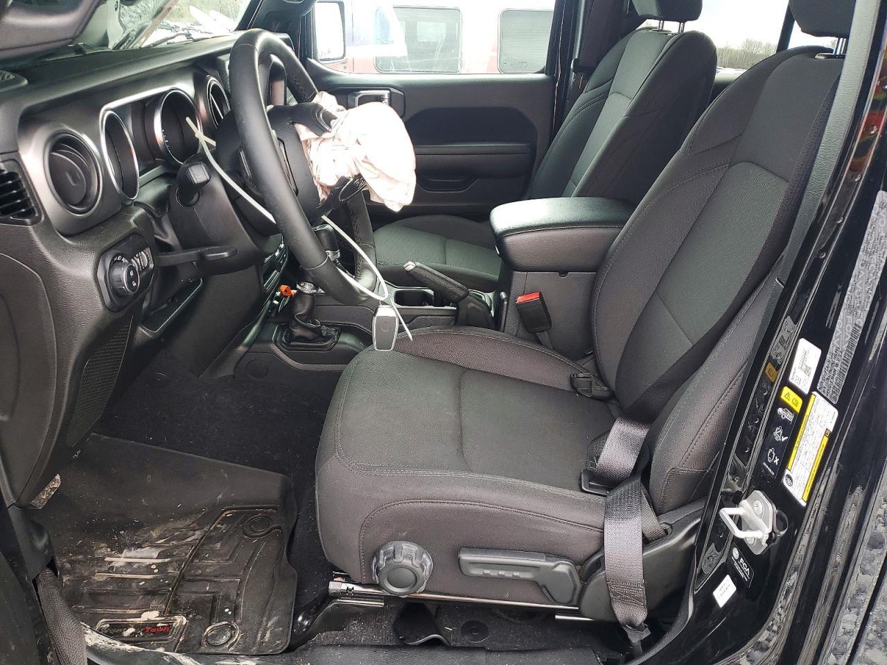 2022 Jeep Gladiator Sport