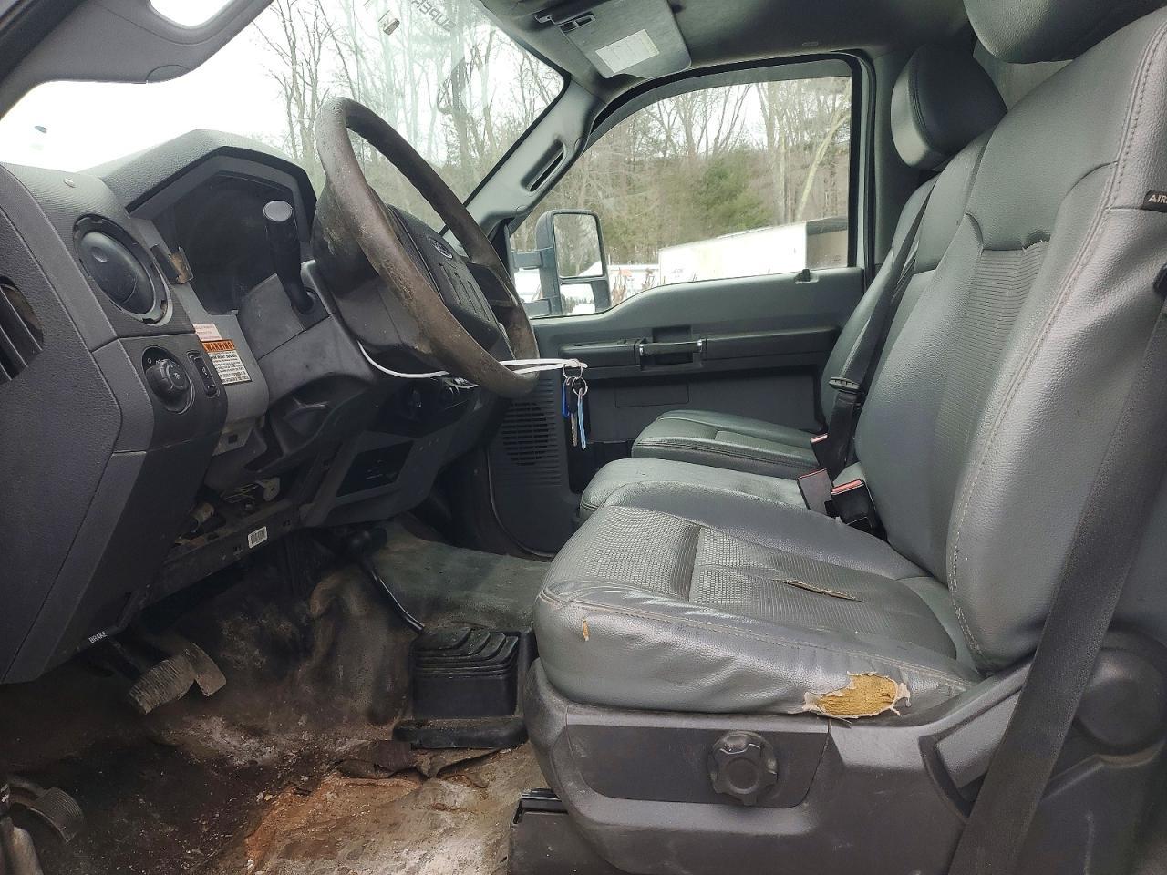 2016 Ford F550 Super Duty Dump Truck