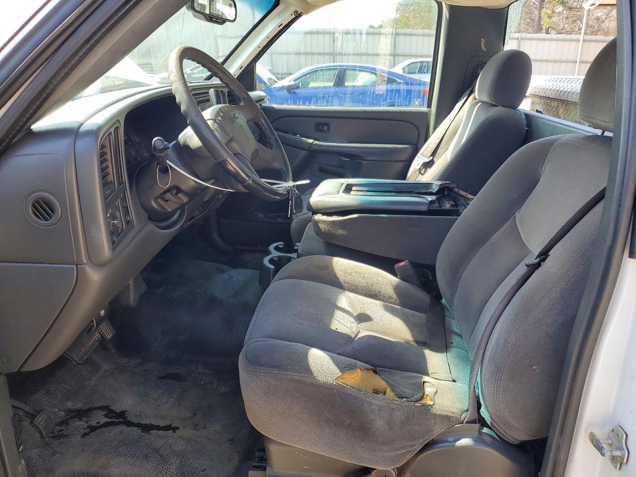 2005 GMC New Sierra C1500