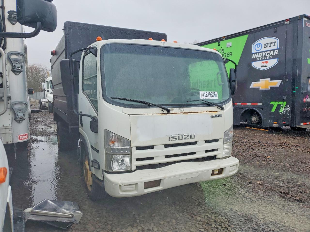 2012 Isuzu NPR HD