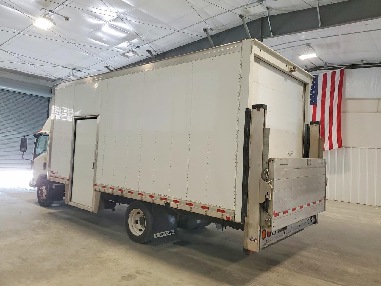 2019 Isuzu NPR HD Delivery Truck