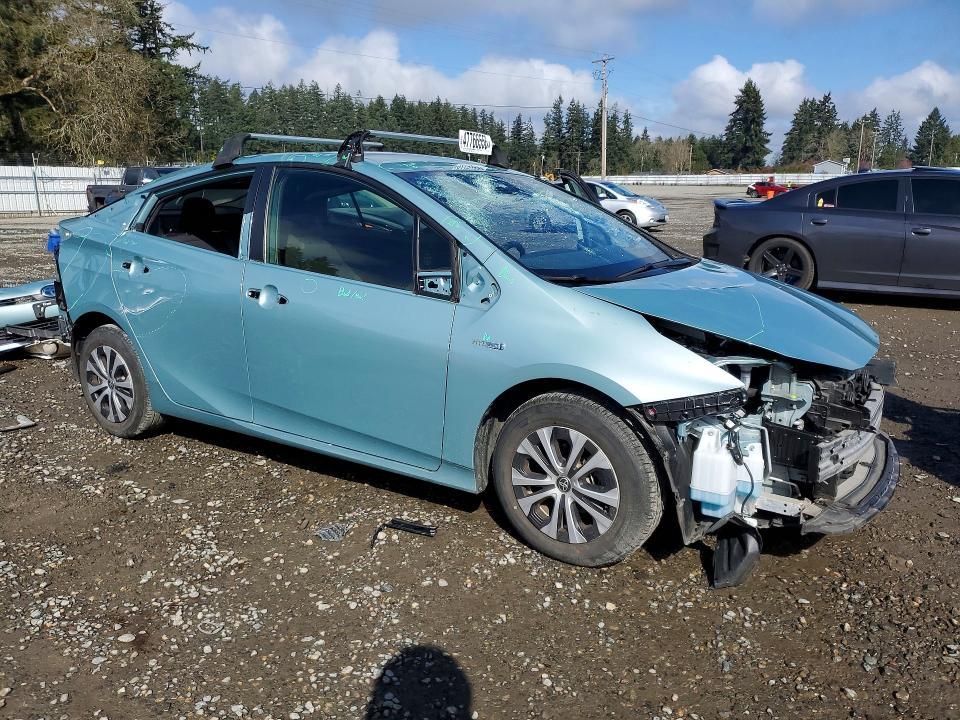 2022 Toyota Prius le Awd-e