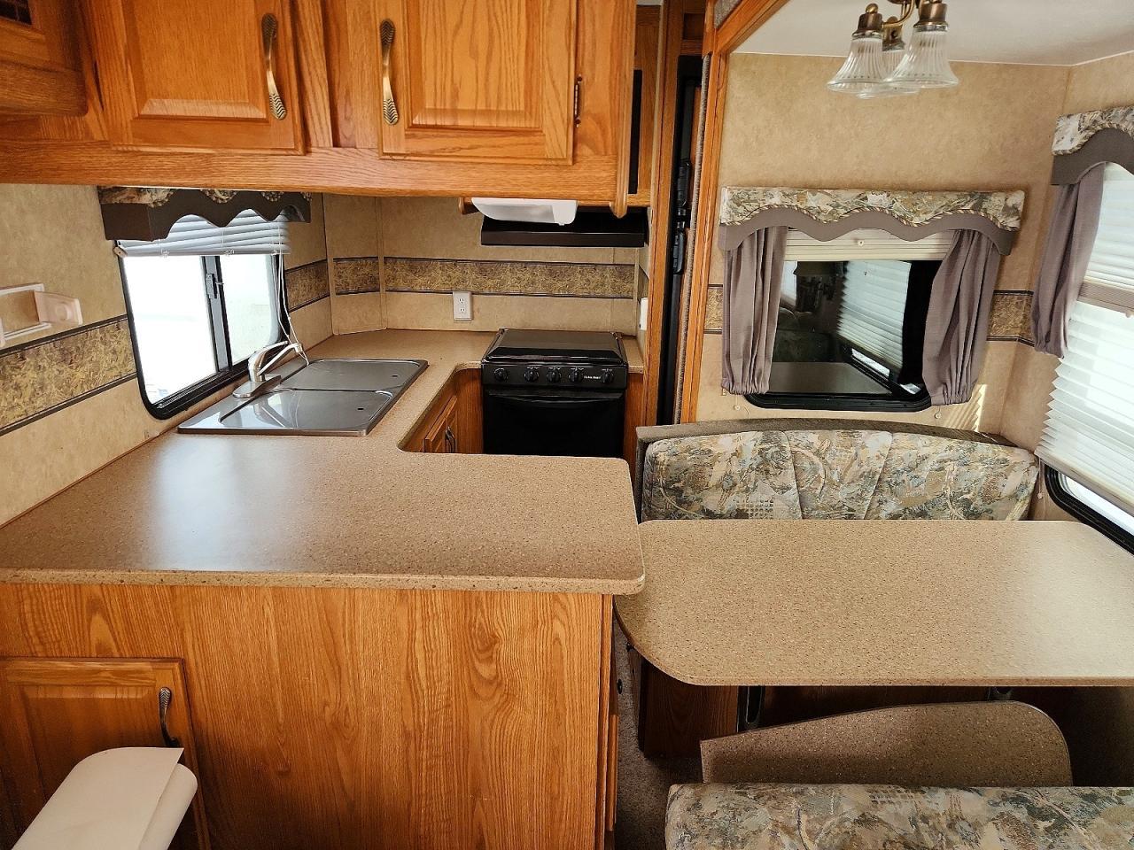 2007 Forest River Piper Recreational Vehicle (RV)