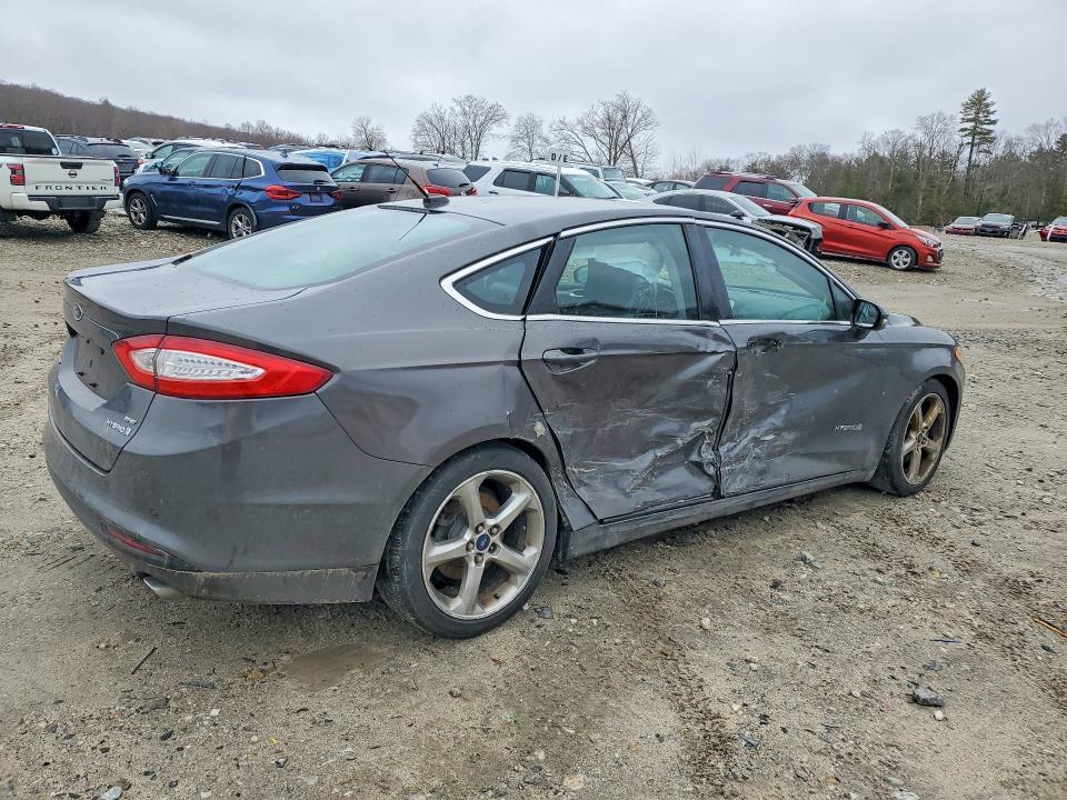 2015 Ford Fusion se Hybrid