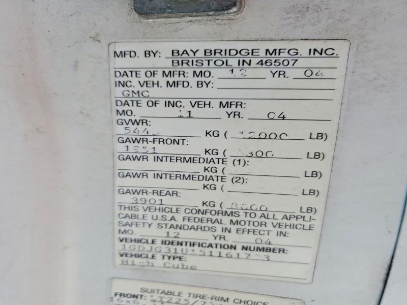 2005 GMC Savana BOX Truck