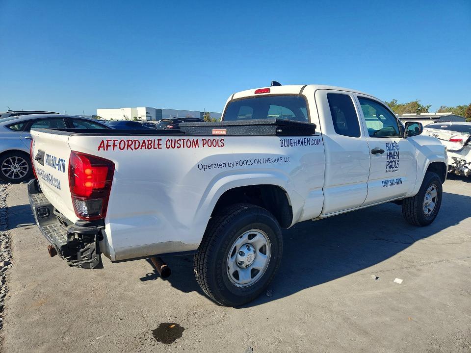 2022 Toyota Tacoma sr