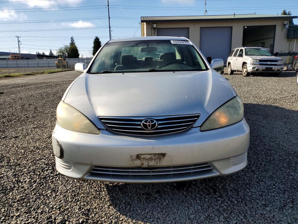 2006 Toyota Camry le