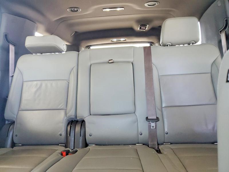 2022 Chevrolet Suburban C1500 lt