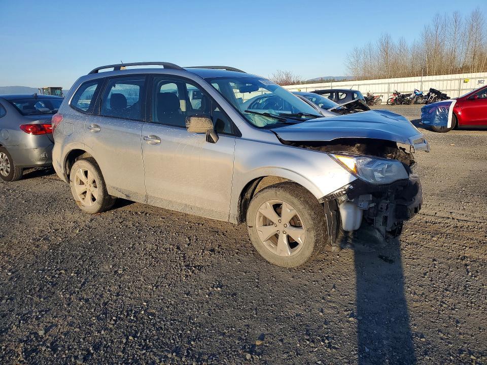 2015 Subaru Forester 2.5i